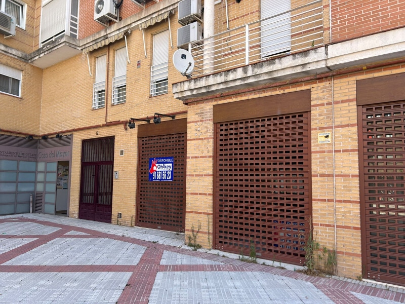 Retail in Getafe, Madrid to rent Interior Photo- Image 1 of 2