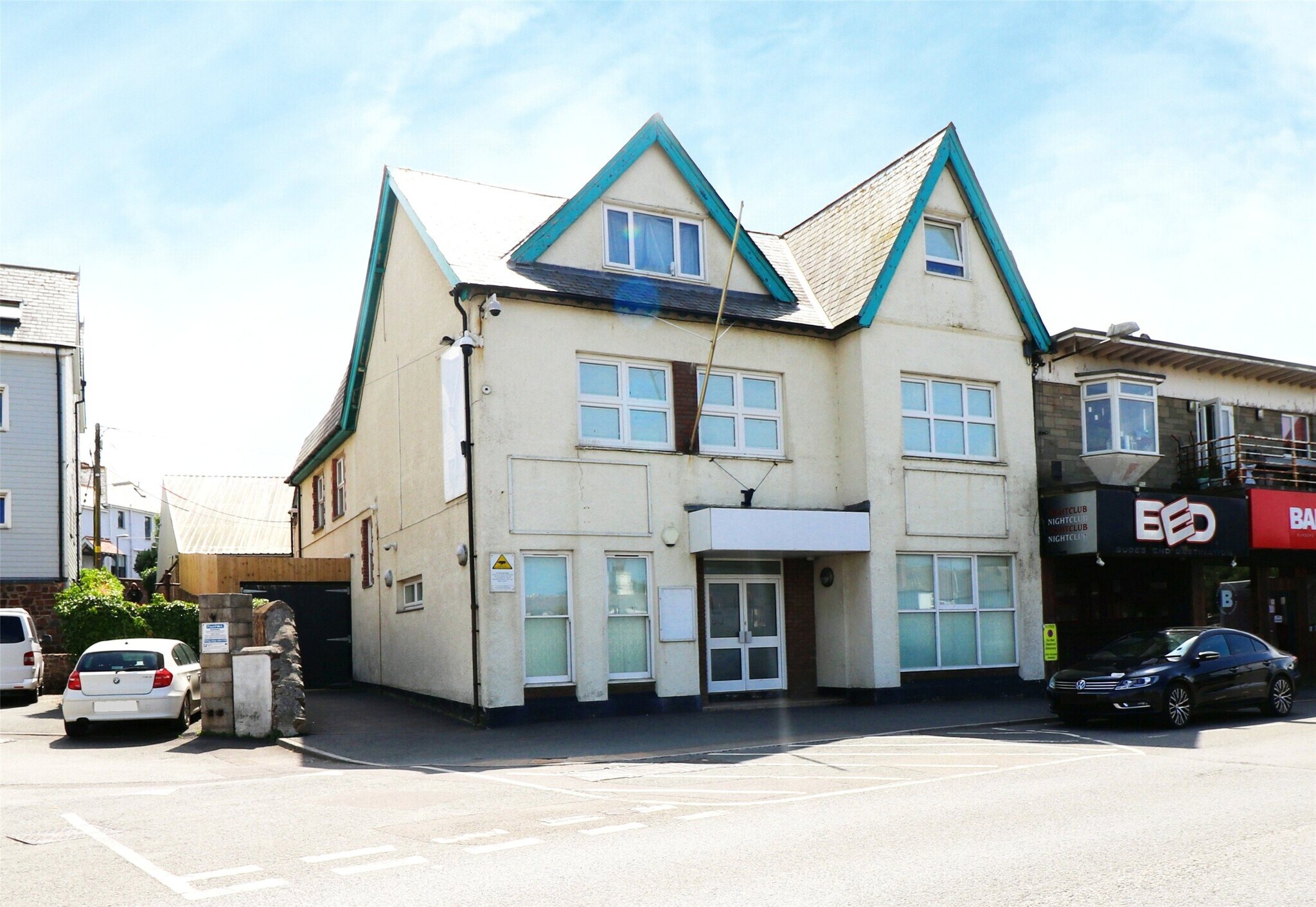 35 The Strand, Bude for sale Primary Photo- Image 1 of 9