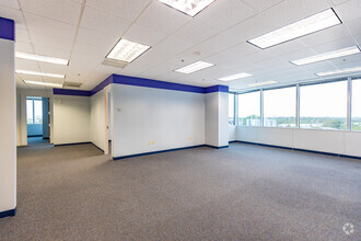 2400 E Commercial Blvd, Fort Lauderdale, FL for rent Interior Photo- Image 2 of 5