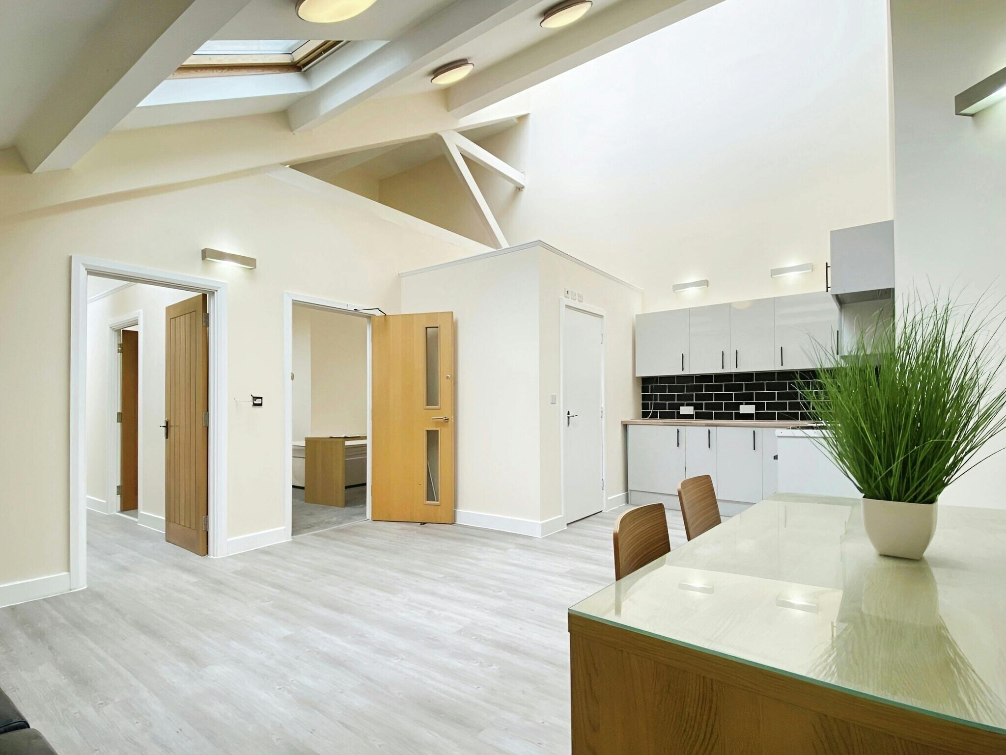 18 Oxford Rd, Reading for sale Building Photo- Image 1 of 12