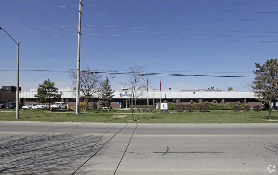 138 East Dr, Brampton, ON for sale - Primary Photo - Image 1 of 1