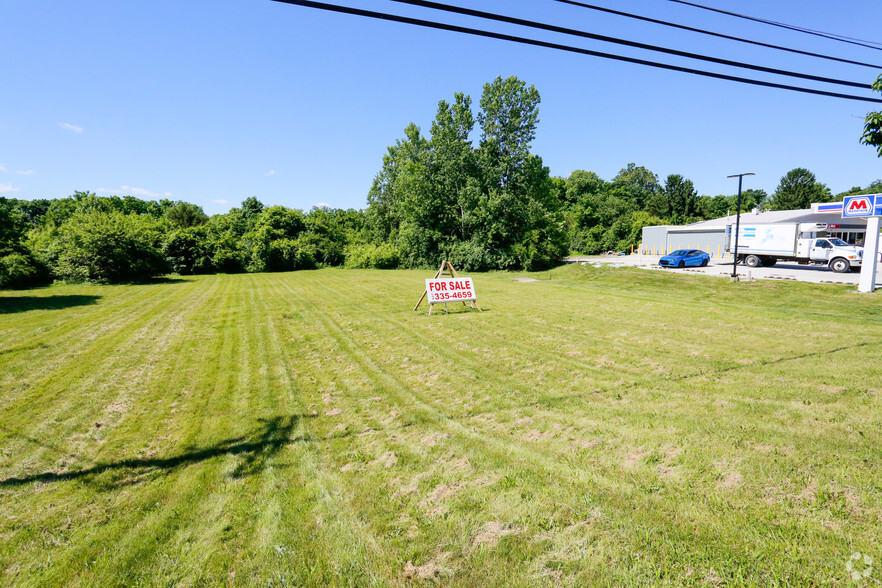 1100 W Main St, Tipp City, OH for sale - Primary Photo - Image 1 of 1