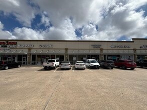 2251 FM 646 Rd W, Dickinson, TX to rent Interior Photo- Image 2 of 14