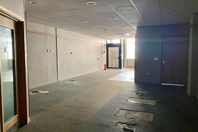 11 Nursery Para, Luton for sale - Interior Photo - Image 3 of 3