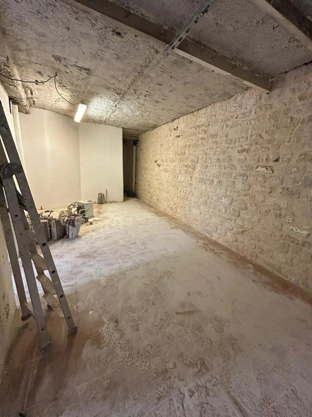 Build-to-Rent in Paris for sale Interior Photo- Image 1 of 8