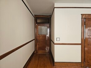 93 E Main St, Bay Shore, NY for rent Interior Photo- Image 1 of 18