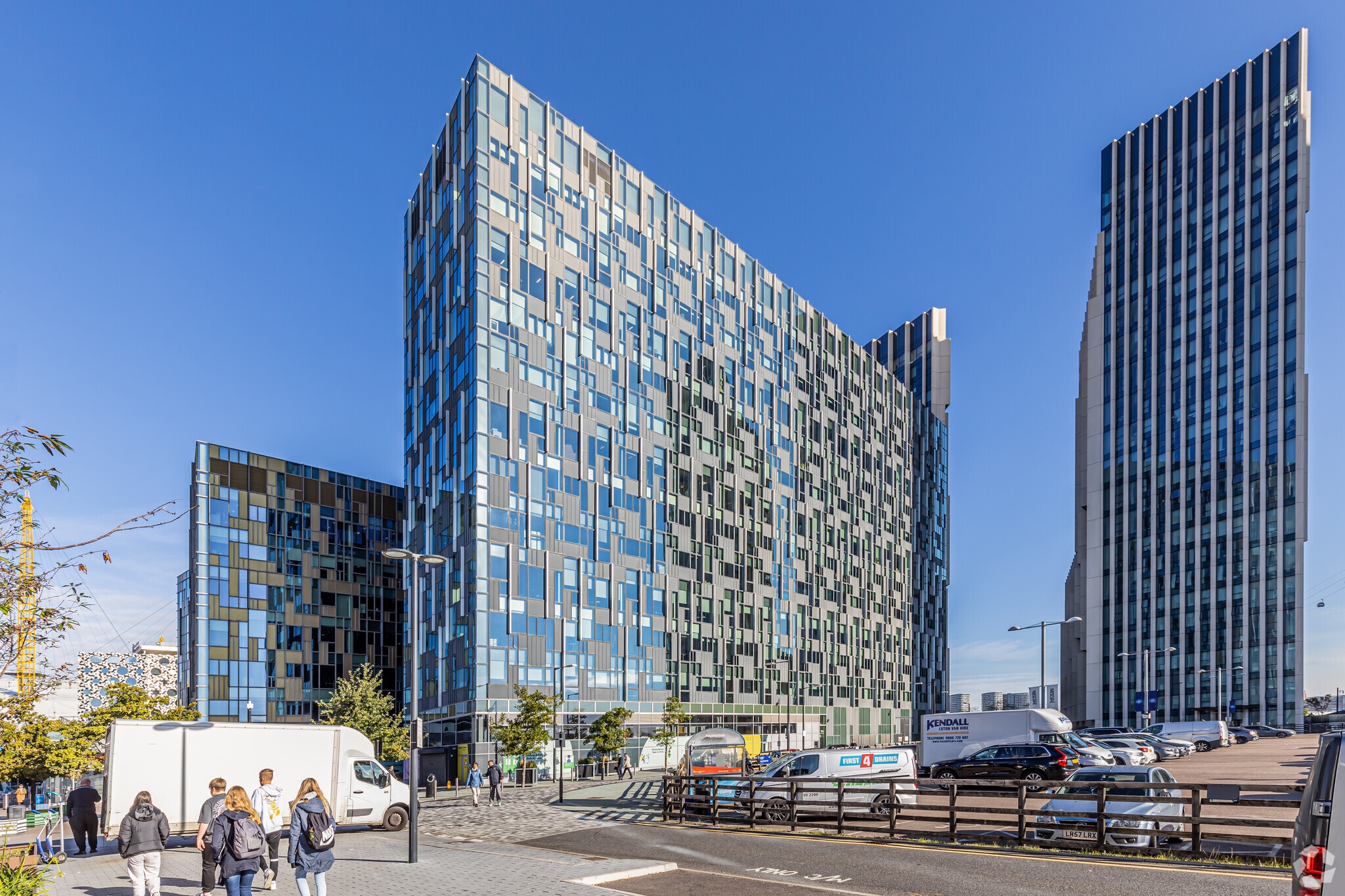6 Greenwich Peninsula, London to rent Building Photo- Image 1 of 9