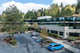 11120 NE 33rd Pl, Bellevue, WA for rent Building Photo- Image 1 of 6