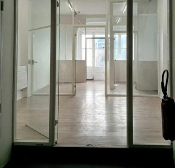 Retail in Paris for sale - Interior Photo - Image 3 of 6