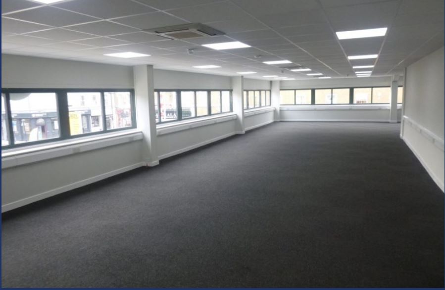 Grove Crescent Rd, London for sale Interior Photo- Image 1 of 1