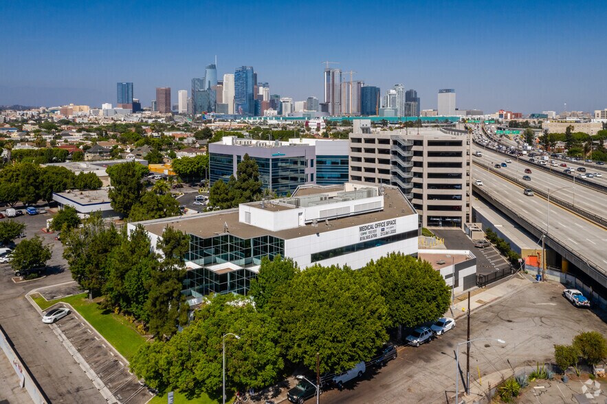 1122 W Washington Blvd, Los Angeles, CA for rent - Building Photo - Image 3 of 9