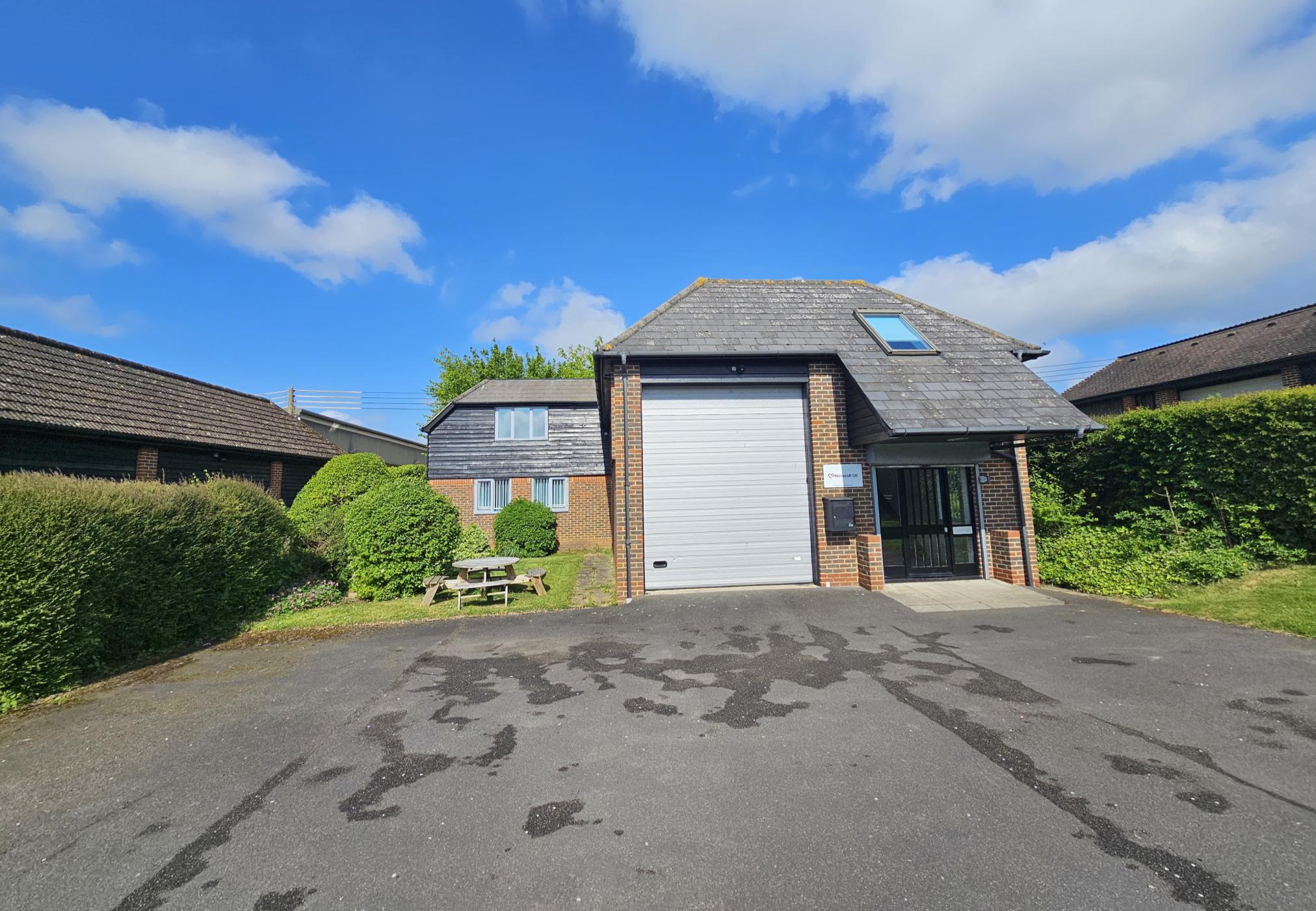 Ashford Rd, Lenham to rent Building Photo- Image 1 of 4