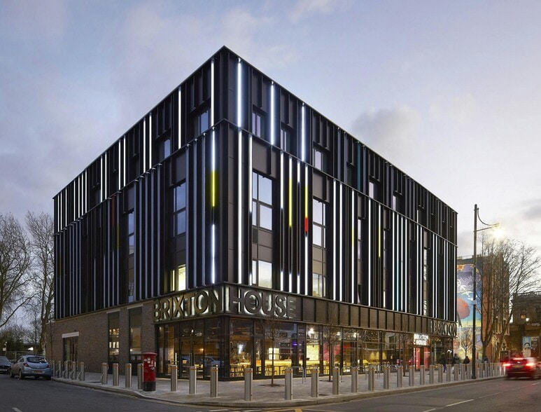 385 Coldharbour Ln, London to rent - Building Photo - Image 2 of 11