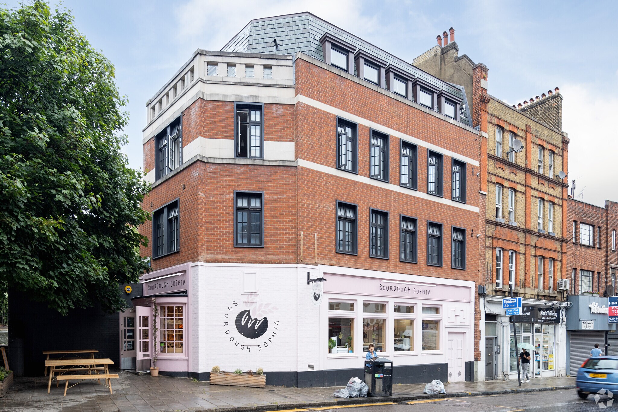 117-119 Essex Rd, London for sale Primary Photo- Image 1 of 1