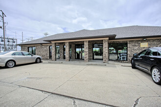 6455 Center Grove Rd, Edwardsville, IL for sale Building Photo- Image 1 of 4