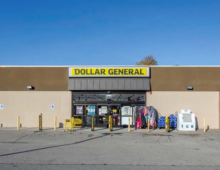 567 Main Rd, Tiverton, RI for sale - Building Photo - Image 1 of 1