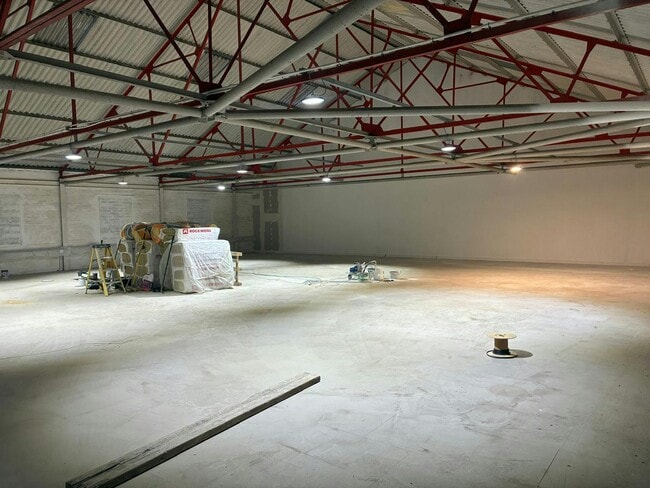 More details for 2 New Mill Rd, Kilmarnock - Retail to Rent