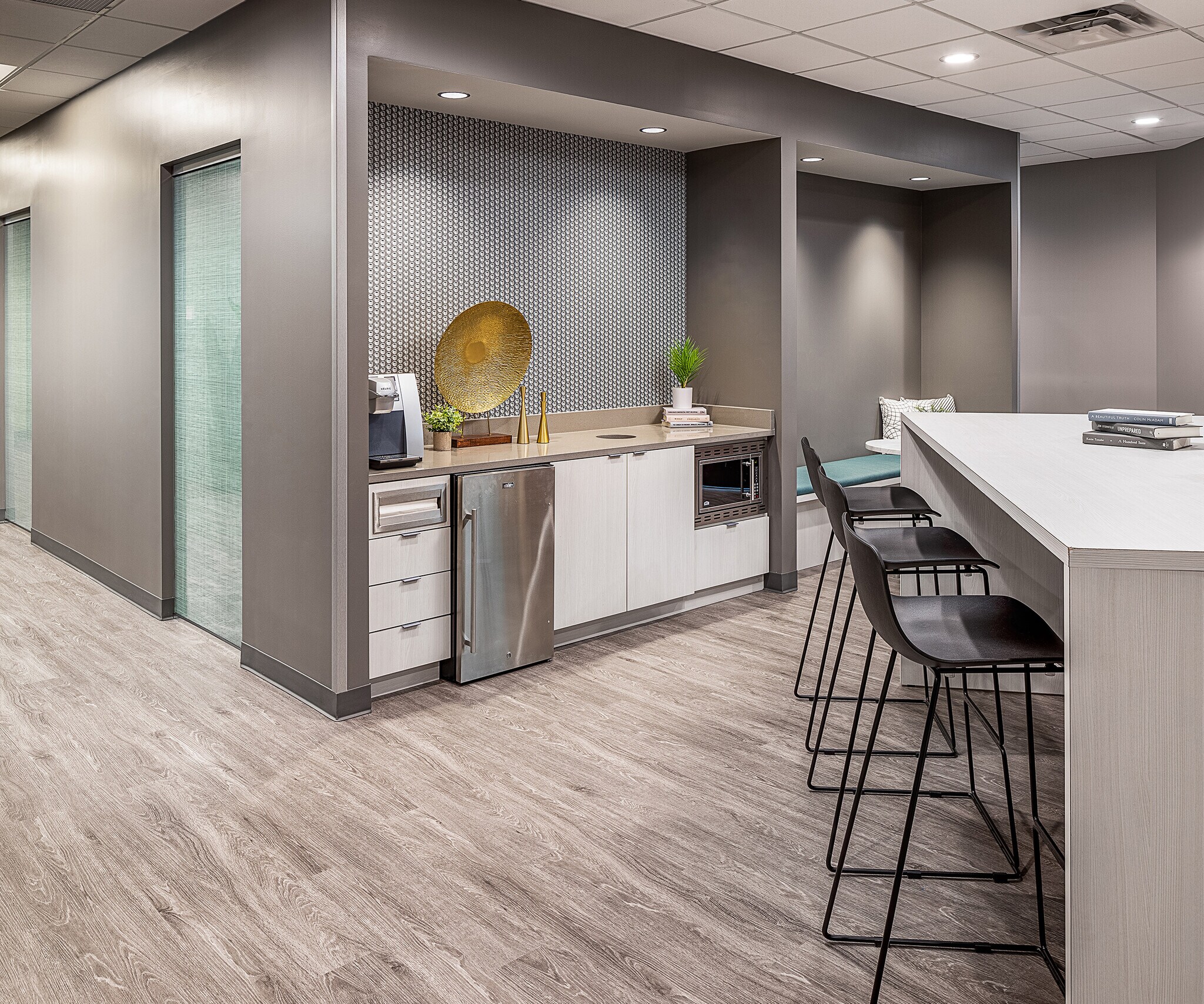 1995 N Park Pl SE, Atlanta, GA to rent Interior Photo- Image 1 of 7