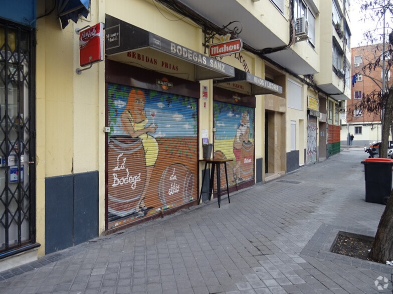 Retail in Madrid, Madrid to rent - Interior Photo - Image 1 of 1