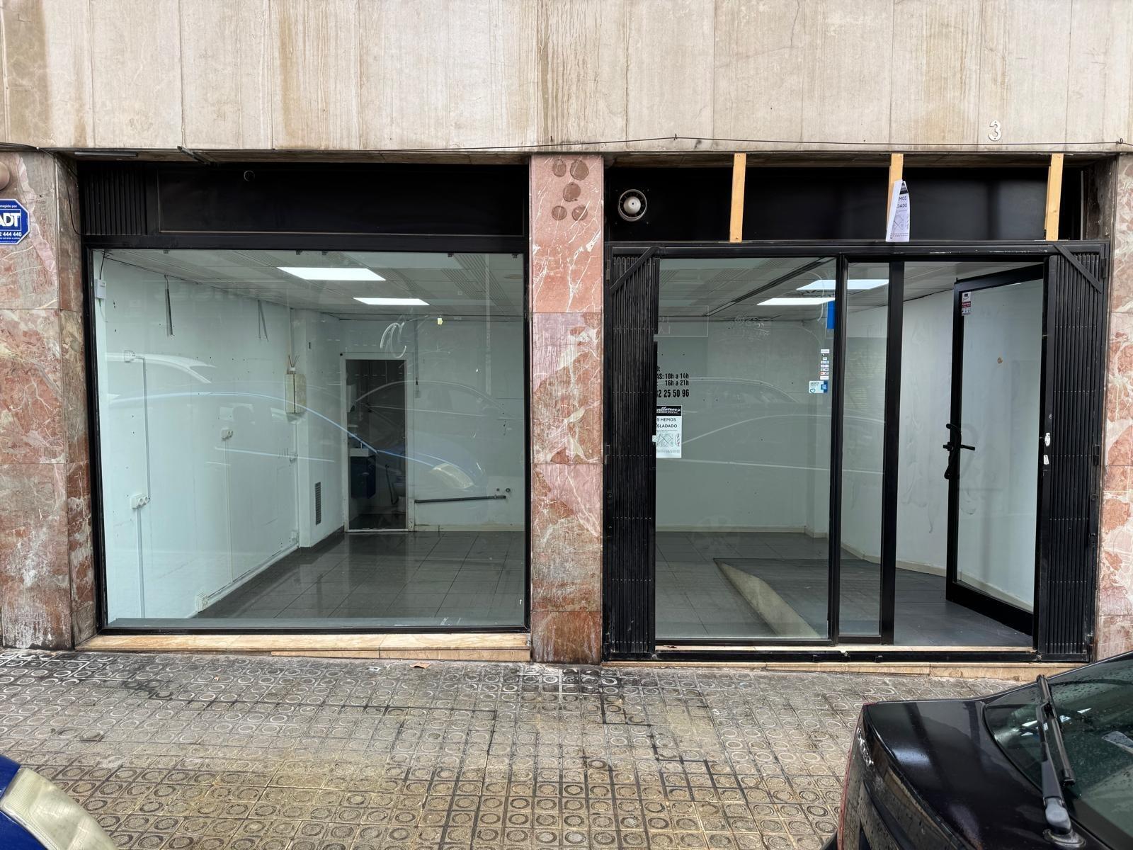 Retail in Barcelona, Barcelona to rent Interior Photo- Image 1 of 9