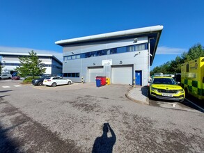 Capitol Close, Dodworth for rent Building Photo- Image 1 of 9