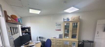 9 Downlands Para, Worthing to rent Interior Photo- Image 2 of 2
