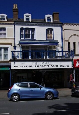 39 Mostyn St, Llandudno for sale Building Photo- Image 1 of 1