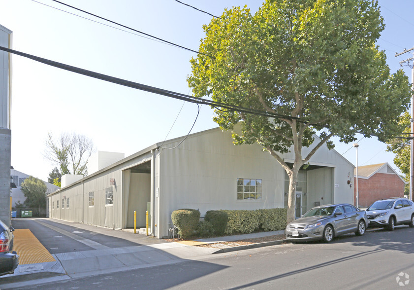 455 Portage Ave, Palo Alto, CA for rent - Primary Photo - Image 1 of 6