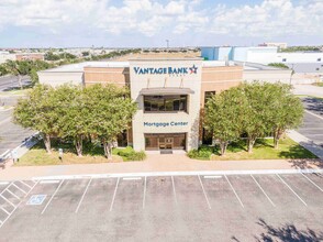 1524 N Mccoll St, McAllen, TX for rent Building Photo- Image 1 of 6