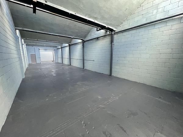 3 Lee Bridge, Halifax for sale Interior Photo- Image 1 of 1