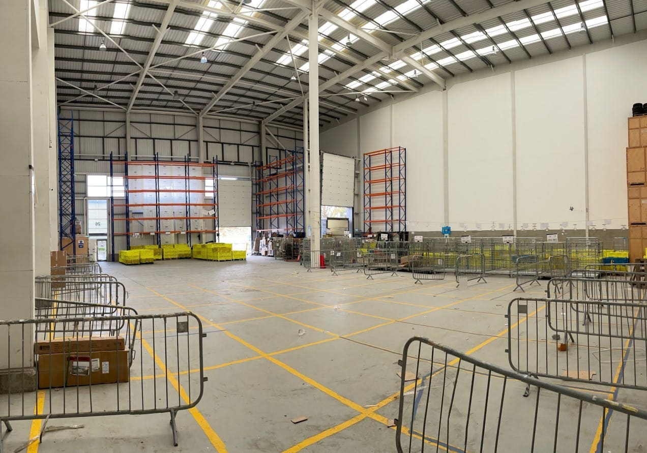 Avro Way, Weybridge to rent Interior Photo- Image 1 of 1