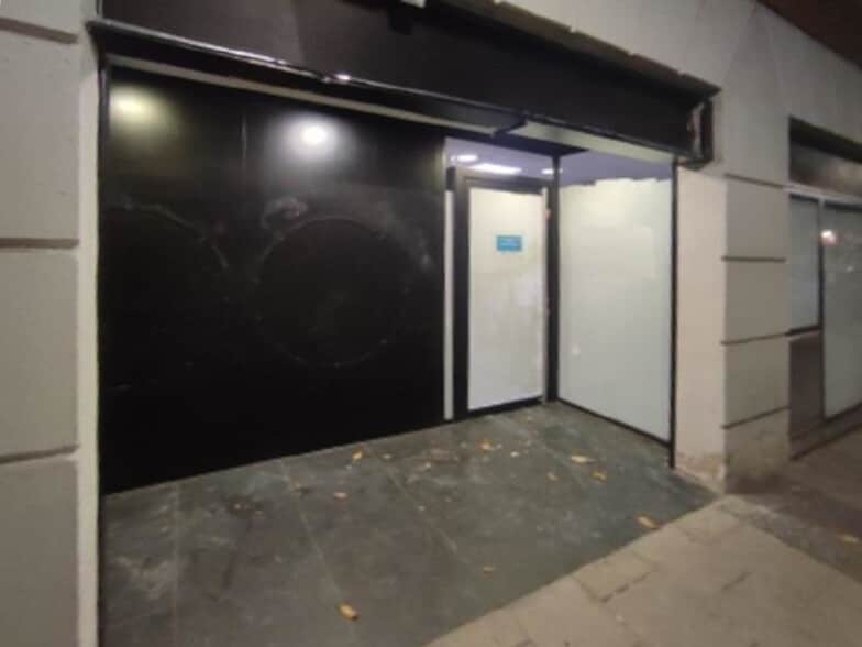 Calle Carretas, 30, Villaviciosa de Odón, Madrid for sale - Building Photo - Image 2 of 7
