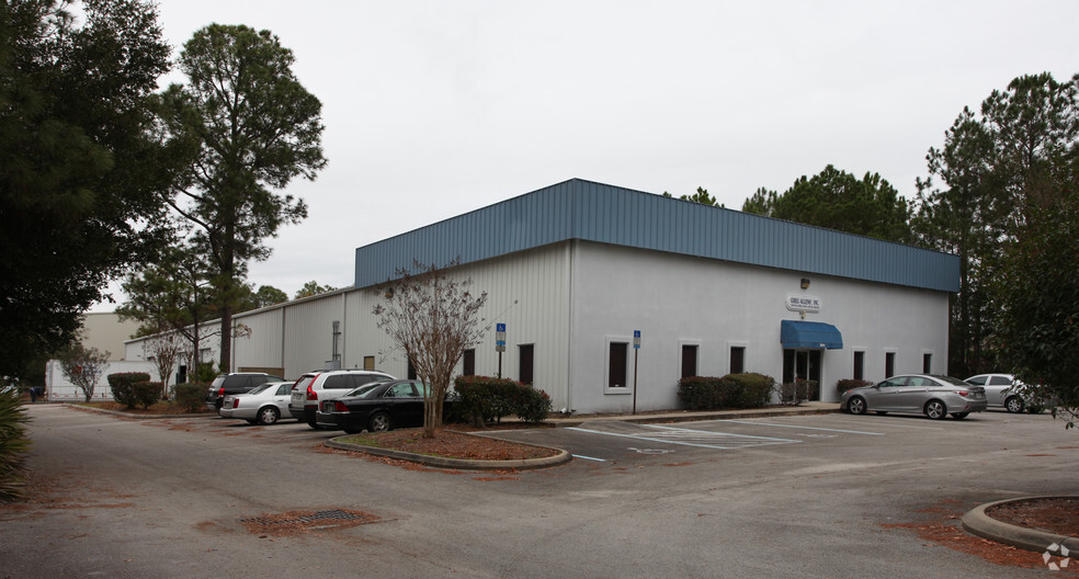 7071 Davis Creek Rd, Jacksonville, FL for sale - Primary Photo - Image 1 of 3