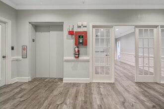 6200 Ramsey St, Fayetteville, NC to rent Interior Photo- Image 2 of 25