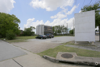 5301 Almeda Rd, Houston, TX for sale Primary Photo- Image 1 of 1