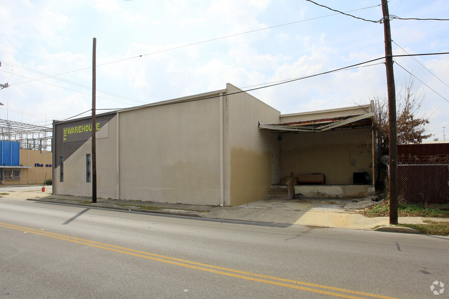 923-927 N Alamo St, San Antonio, TX for rent - Building Photo - Image 3 of 3