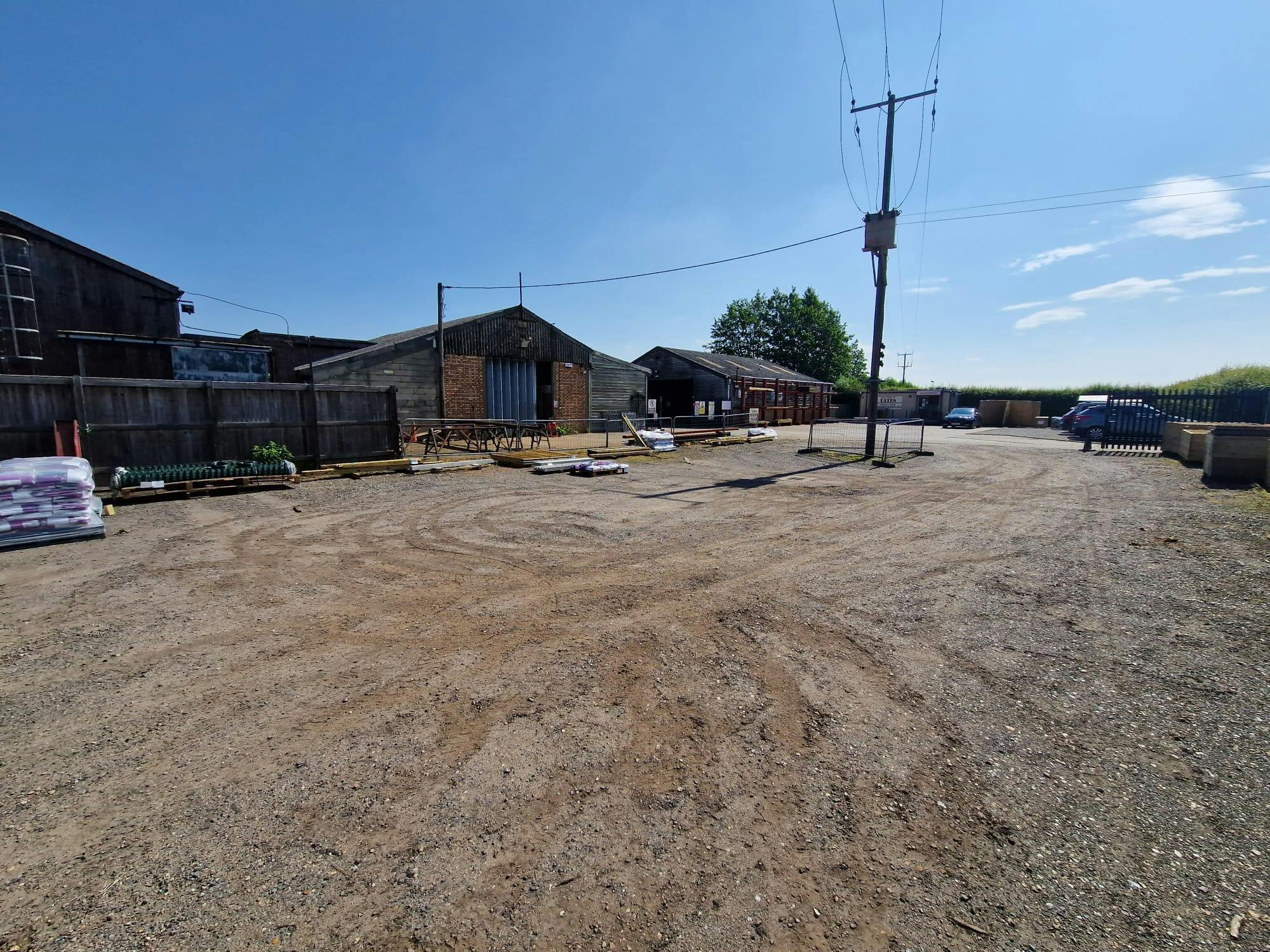 Court Ln, Hadlow to rent Building Photo- Image 1 of 6