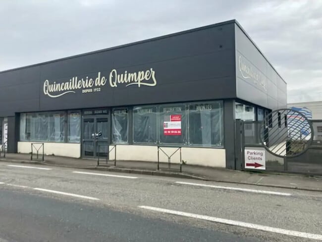 Location Commerce 390 m²