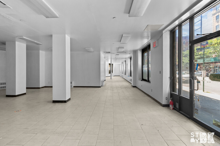 2830 Frederick Douglass Blvd, New York, NY for rent - Building Photo - Image 3 of 11