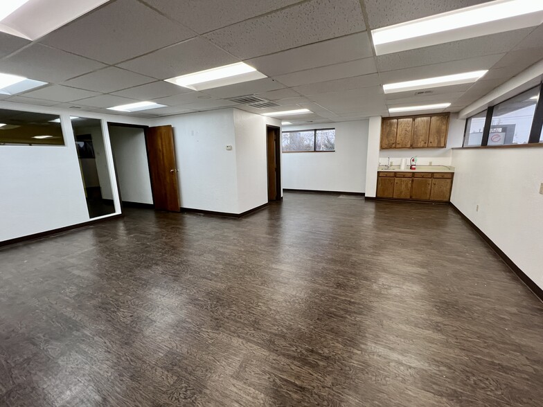 4215 N Classen Blvd, Oklahoma City, OK for sale - Interior Photo - Image 3 of 14