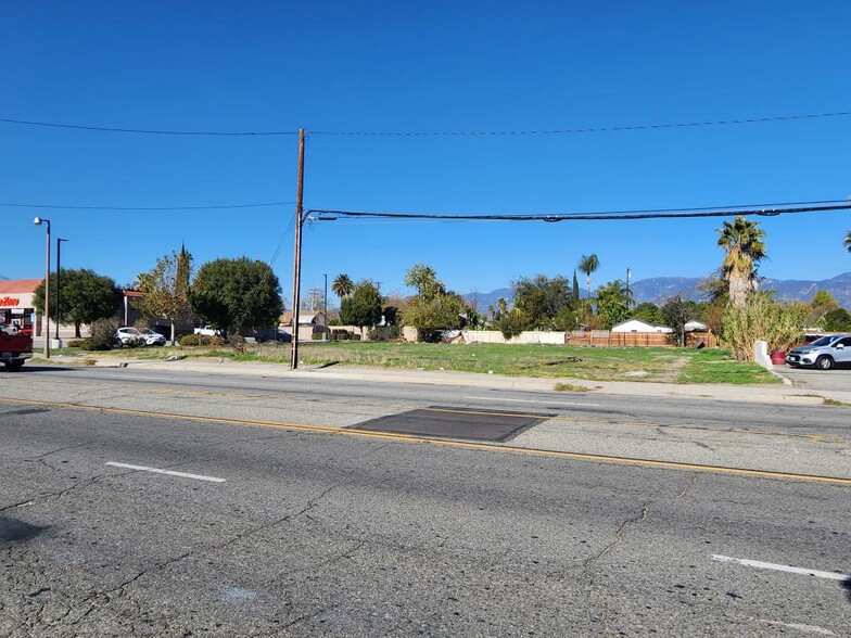 1256 W Base Line St, San Bernardino, CA for rent - Building Photo - Image 2 of 5