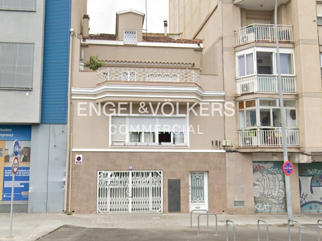 Build-to-Rent in Sant Adrià de Besòs, Barcelona for sale Primary Photo- Image 1 of 5
