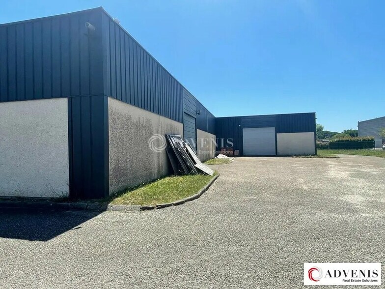 Light Industrial in Mérignac to rent - Building Photo - Image 2 of 5