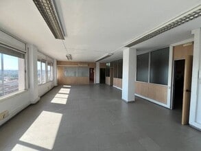 Office in Barberà del Vallès, Barcelona to rent Interior Photo- Image 2 of 8