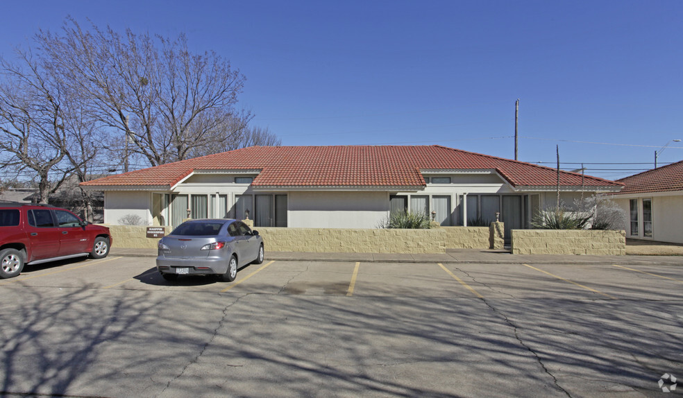 3105 W Arkansas Ln, Arlington, TX for sale - Primary Photo - Image 1 of 1