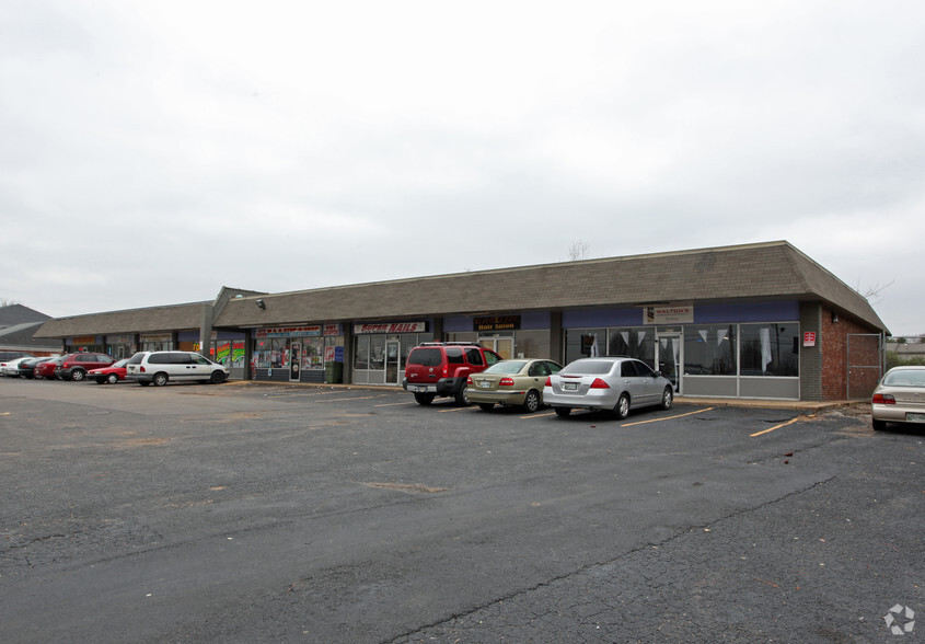 4519-4535 Millbranch Rd, Memphis, TN for rent - Building Photo - Image 1 of 3