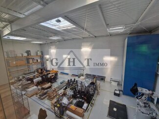 More details for Office, Retail to Rent