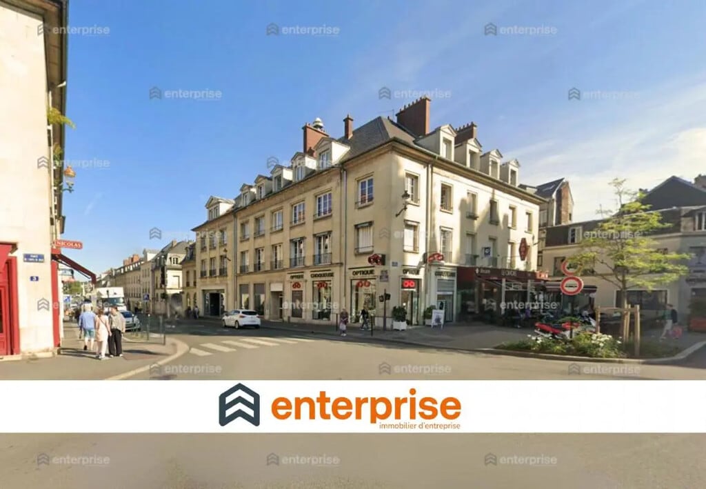 Location Commerce 395 m² - Photo 1