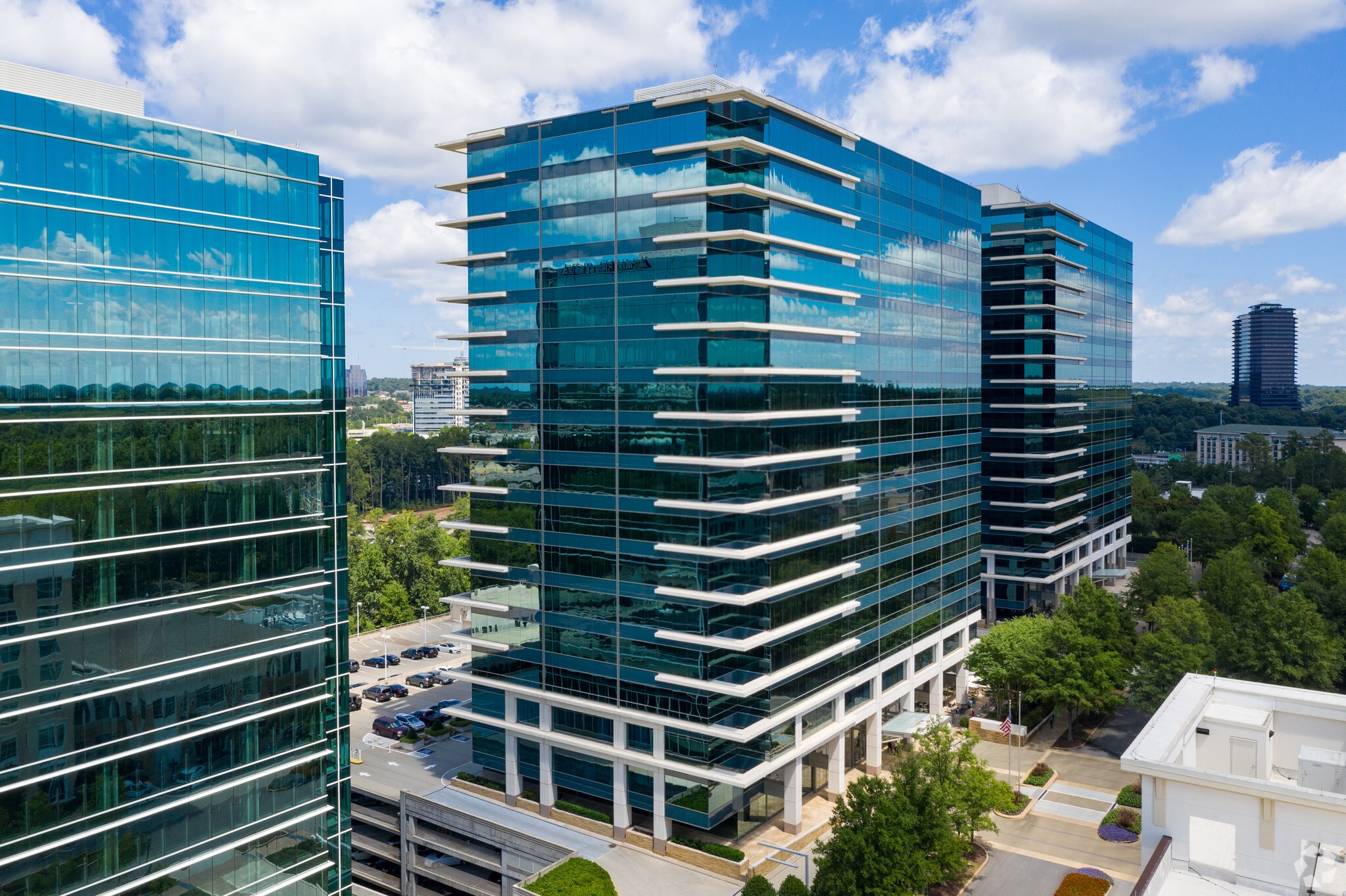 3003 Summit Blvd, Atlanta, GA to rent Building Photo- Image 1 of 4