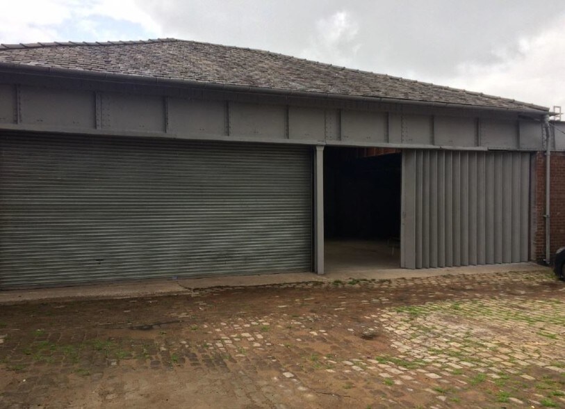 Eanam, Blackburn to rent - Primary Photo - Image 1 of 1